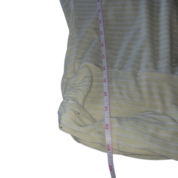 Foxy Jeans Pale Yellow and White Striped Short Sleeve Top S - Picture 5 of 10